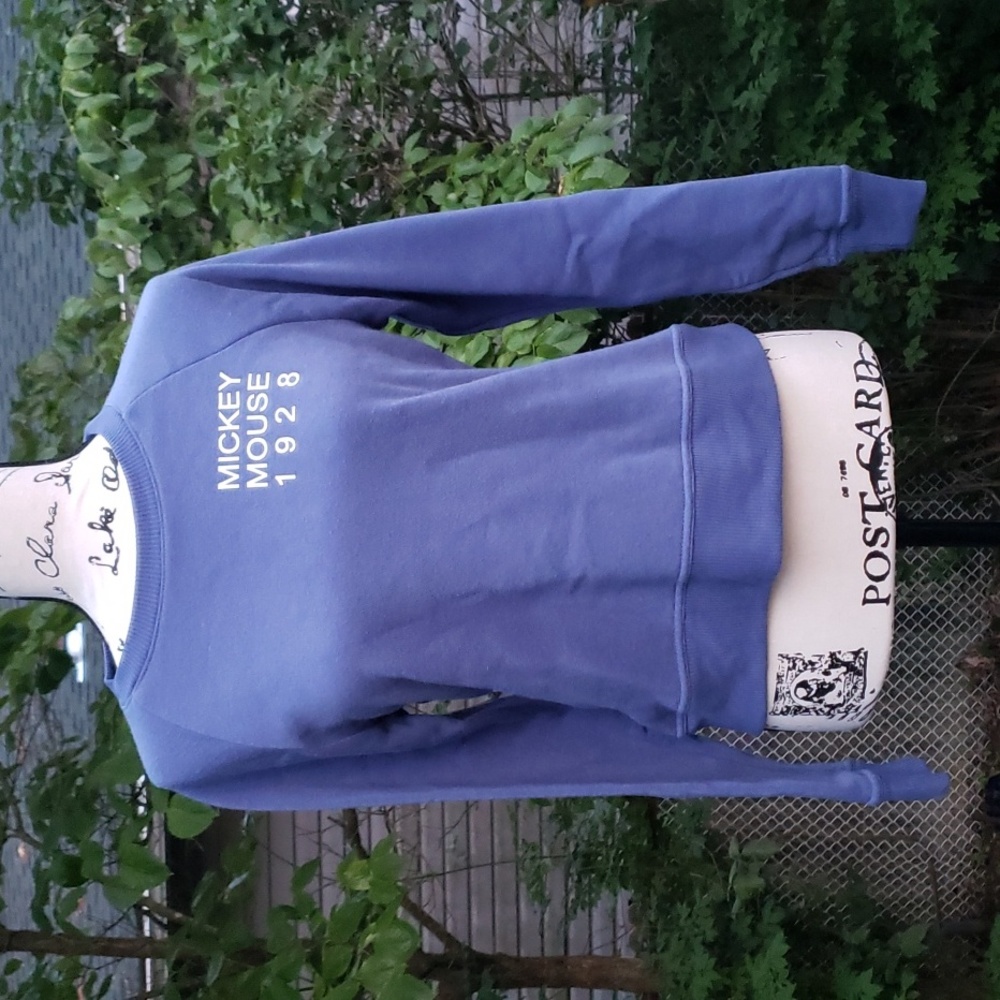 Women's Disney sweatshirt